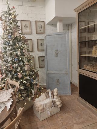 Puerta decorativa vintage azul