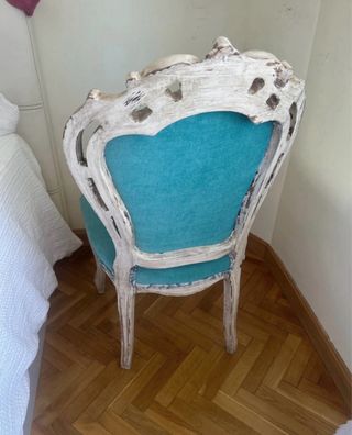 Silla restaurada única estilo barroco