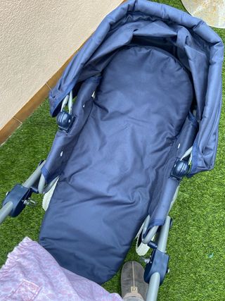 Carro de juguete para muñecas