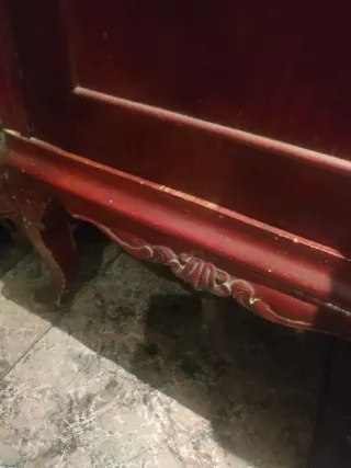 Aparador antiguo madera tallada