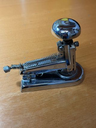 GRAPADORA SOBREMESA CLÁSICA - EL CASCO M 5