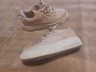 Zapatillas Nike Beige