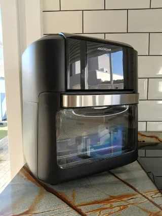 Freidora de aire con cesto giratorio