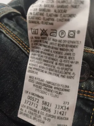 Levi's acampanados