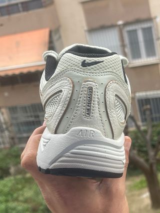 Nike Air Pegasus 2K5 Talla 40.5