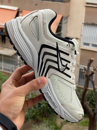 Nike Air Pegasus 2K5 Talla 40.5