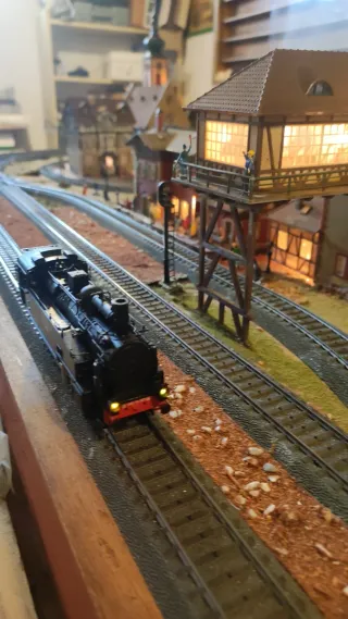 Locomotora PIKO BR 94.20-21 SNCF 3 carriles. Digit