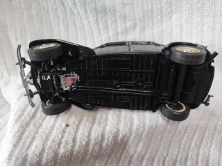 Citroën TA 15cv Burago 1:24