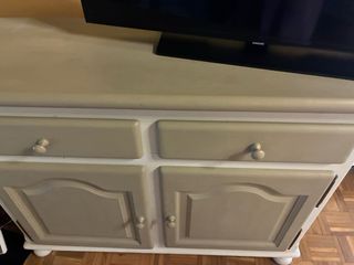 Mueble comedor madera beige y blanco