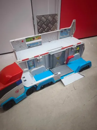 Camión Autobús Patrulla Canina