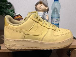 Zapatillas Nike Air Force 1 Amarillas