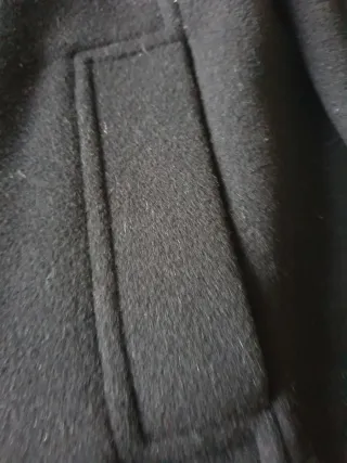 Cappotto donna nero con collo di pelliccia