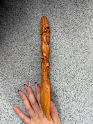 Cuchara madera tallada a mano cerezo de 27cm