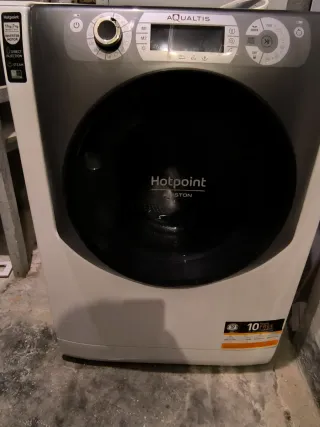 Lavadora-Secadora Hotpoint Aqualtis Ariston 11kg/7