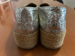 Zapatos estilo espadrilles plateados
