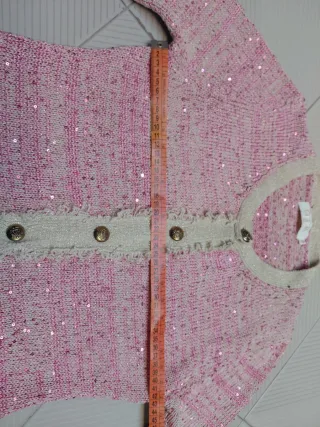 Cardigan rosa e beige con paillettes