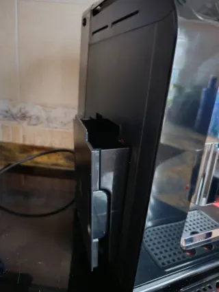 Cafetera Krups Automática Negra