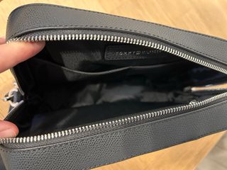 Neceser Tommy Hilfiger Monograma Marrón y Negro