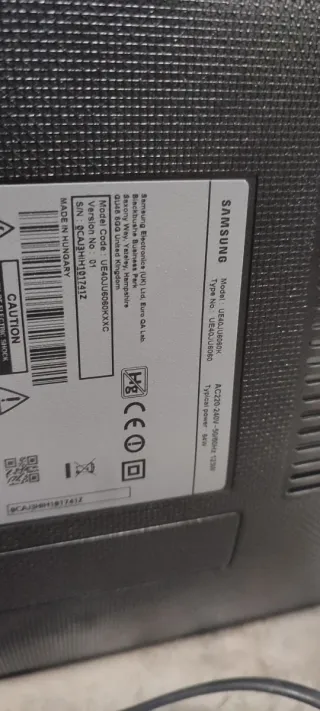 Smart TV Samsung 40" ( Pantalla Rota )