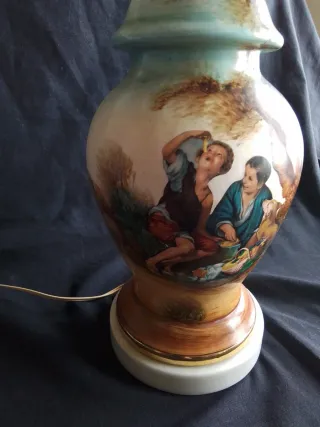 Lámpara de mesa cerámica pintada a mano