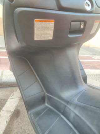 Suzuki Burgman 125 - 2011