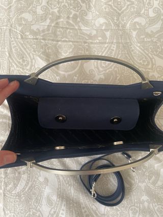 Bolso de fiesta azul y plateado