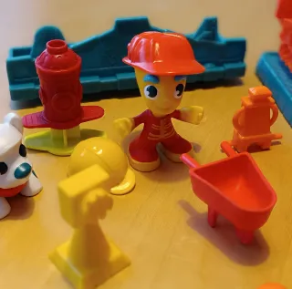 Moldes Play-Doh y set bomberos + Accesorios