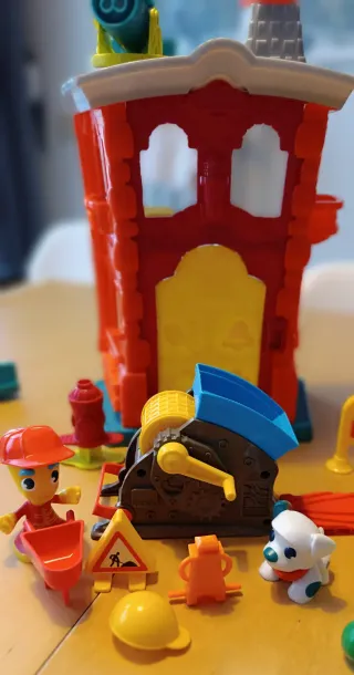 Moldes Play-Doh y set bomberos + Accesorios