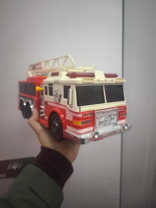 Camión de bomberos clásico grande