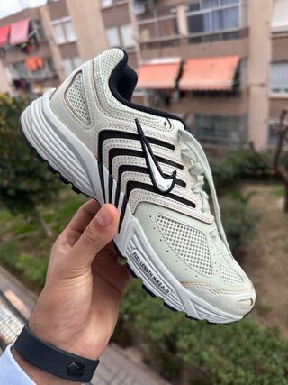 Nike Air Pegasus 2K5 Talla 40.5