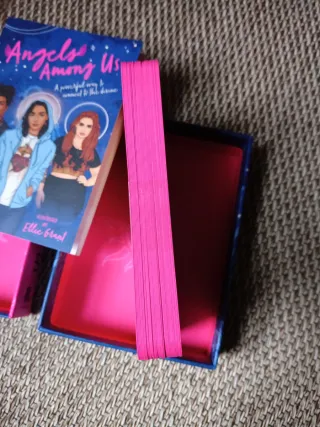 Oráculo Angels Among Us