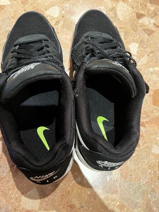 Nike Air Max Command Talla 46 Negras
