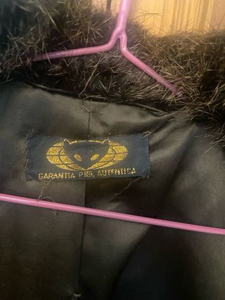 Abrigo de piel marrón