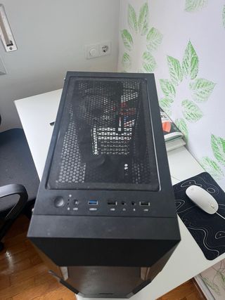 Torre Gaming ABYSM usada