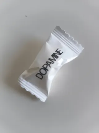 Robyn Sexistential: Bolsa Cotillón Nochevieja 2026