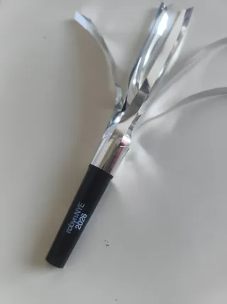 Robyn Sexistential: Bolsa Cotillón Nochevieja 2026