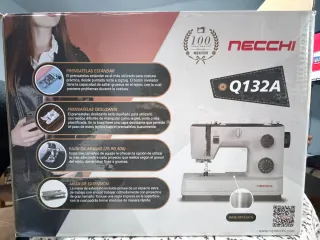 Máquina de coser Necchi Q132A