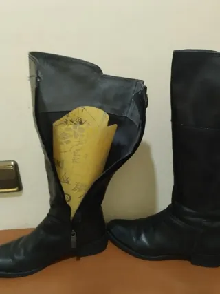 Botas altas mujer cuero negras y marrones,un 25€