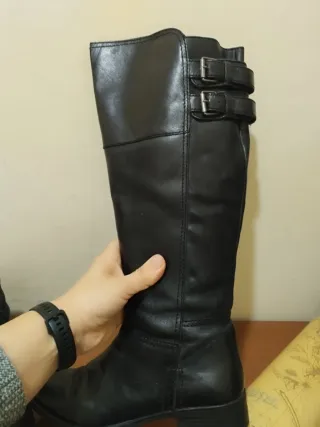 Botas altas mujer cuero negras y marrones,un 25€