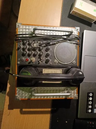 Teléfono Antiguo Vintage Negro y Plata