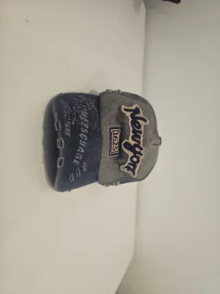 Gorra New York desgastada