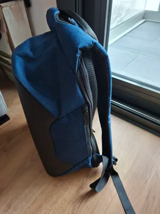 Mochila Nordace completa azul y negra NUEVA