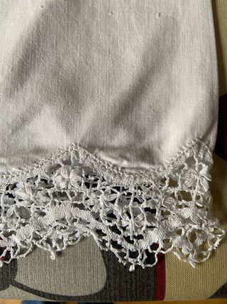 Sábana antigua algodón con fundas almohada