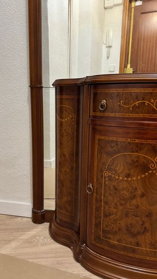 Mueble recibidor con espejo
