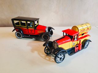 COCHES DE HOJALATA CAMIÓN Y TAXI A CUERDA