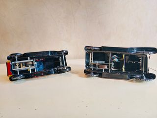 COCHES DE HOJALATA CAMIÓN Y TAXI A CUERDA