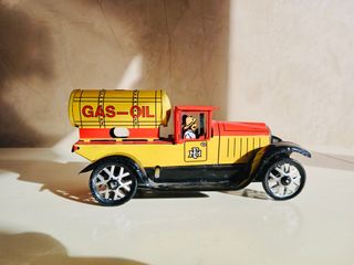 COCHES DE HOJALATA CAMIÓN Y TAXI A CUERDA