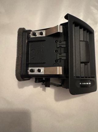 Rejilla Aireadora Mercedes C W204 derecha