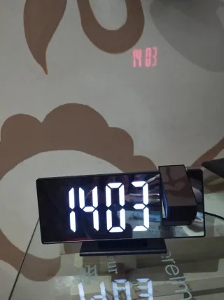 Despertador Digital Proyector LED