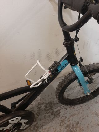Bicicleta Infantil 16 Negra y Azul